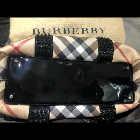 BURBERRY handbag - Picture 2 of 8